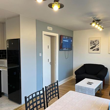 2 Double Bedrooms Apartment Near Airport & Town Dublin Exterior foto